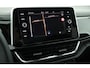 Volkswagen T-Roc 1.5 TSI 150pk R-Line Trekhaak Camera Stoelverwarming + Massage Virtual Cockpit Navigatie