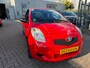 Toyota Yaris 1.0 VVTi +airco, elec pakket, 1e eigenaar 94.000 km, apk t/m 30-11-2027 zeer mooie auto, rijklaar
