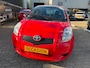 Toyota Yaris 1.0 VVTi +airco, elec pakket, 1e eigenaar 94.000 km, apk t/m 30-11-2027 zeer mooie auto, rijklaar
