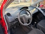 Toyota Yaris 1.0 VVTi +airco, elec pakket, 1e eigenaar 94.000 km, apk t/m 30-11-2027 zeer mooie auto, rijklaar
