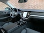 Volvo V60 T6 AWD + Bright 12MND garantie / Trekhaak / Camera / Stuurverwar