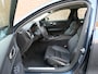 Volvo V60 T6 AWD + Bright 12MND garantie / Trekhaak / Camera / Stuurverwar