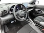 Toyota Yaris Cross 1.5 Hybrid GR Sport | Stoel en stuurwielverwarming | Dealeronderhouden | Panorama dak | Onderweg-naar-dealer
