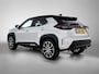 Toyota Yaris Cross 1.5 Hybrid GR Sport | Stoel en stuurwielverwarming | Dealeronderhouden | Panorama dak | Onderweg-naar-dealer