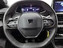 Peugeot 2008 SUV Allure 100pk | Navigatie via draadloze Apple Carplay / Android Auto | Climate Control | Cruise Control | Parkeersensoren v+a | Keyless start | Armsteun | Digitaal instrumentenpaneel | DAB+ radio | Led koplampen | Donker getint glas | 17" lichtmetalen velgen |