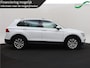 Volkswagen Tiguan 1.5 TSI highline |LED | virtual cockpit | trekhaak | dsg | stoelverwarming & massage | camera | adaptieve cruise control |