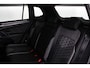 Volkswagen Tiguan R-Line Business 1.4 TSI eHybrid 245pk DSG Automaat Trekhaak, 360 camera, Head up display, Adaptive cruise control, Black style, LED matrix koplampen, Navigatie