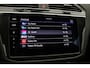 Volkswagen Tiguan R-Line Business 1.4 TSI eHybrid 245pk DSG Automaat Trekhaak, 360 camera, Head up display, Adaptive cruise control, Black style, LED matrix koplampen, Navigatie