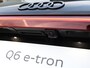 Audi Q6 e-tron S edition 83 kWh | Luchtvering | Panoramadak | Trekhaak | Bijrijderscherm | Stuurverw. | Stoelverw. v+a | Elektr. verst. voorstoel + memory |
