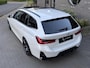 BMW 3-Serie Touring 330e M Sport Pano H/K Trekhaak Facelift Led Stuurverwarming