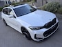 BMW 3-Serie Touring 330e M Sport Pano H/K Trekhaak Facelift Led Stuurverwarming