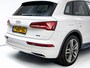 Audi Q5 50 TFSI e quattro 300 PK | Panormadak | Luchtvering | Elec. trekhaak | Stoel- Stuur_ & Achterbankverw. | Digitaal dashboard, Elec. achterklep, Navigatie, Adaptive Cruise control