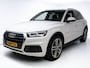 Audi Q5 50 TFSI e quattro 300 PK | Panormadak | Luchtvering | Elec. trekhaak | Stoel- Stuur_ & Achterbankverw. | Digitaal dashboard, Elec. achterklep, Navigatie, Adaptive Cruise control