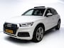 Audi Q5 50 TFSI e quattro 300 PK | Panormadak | Luchtvering | Elec. trekhaak | Stoel- Stuur_ & Achterbankverw. | Digitaal dashboard, Elec. achterklep, Navigatie, Adaptive Cruise control