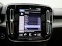 Volvo XC40 1.5 T4 Recharge Inscription | Automaat | Panoramadak | Trekhaak | Apple Carplay / Android Auto | Memory Seats | Parkeersensoren | Virtual Cockpit | Stoel- Stuurverwarming | Elektrische Achterklep | Achteruitrijcamera | Navigatie | Climate Control | Cruise Control | Lichtmetalen Velgen |