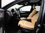 Volvo XC40 1.5 T4 Recharge Inscription | Automaat | Panoramadak | Trekhaak | Apple Carplay / Android Auto | Memory Seats | Parkeersensoren | Virtual Cockpit | Stoel- Stuurverwarming | Elektrische Achterklep | Achteruitrijcamera | Navigatie | Climate Control | Cruise Control | Lichtmetalen Velgen |