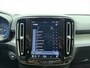 Volvo XC40 B3 177pk Automaat Core / Leder / Stoel + Stuurw. Verwarming / Noodreservewiel / Keyless / Elektr. Achterklep / 18'' + All Season Banden / Draadl. Telefoonlader / PDC + Camera /
