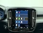 Volvo XC40 B3 177pk Automaat Core / Leder / Stoel + Stuurw. Verwarming / Noodreservewiel / Keyless / Elektr. Achterklep / 18'' + All Season Banden / Draadl. Telefoonlader / PDC + Camera /