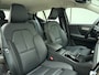 Volvo XC40 B3 177pk Automaat Core / Leder / Stoel + Stuurw. Verwarming / Noodreservewiel / Keyless / Elektr. Achterklep / 18'' + All Season Banden / Draadl. Telefoonlader / PDC + Camera /