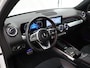 Mercedes-Benz GLB 180 AMG Line | Night | Widescreen | Stoelverwarming | Achteruitrijcamera | Sfeerverlichting