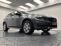 Volvo V60 Cross Country 2.0 D4 Automaat-Afn.Trekhaak-Navigatie-Cr.contr-Clima-Stoelverwarming-Parkeersensoren-Leder-Lm17''velgen