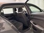 Volkswagen Golf 1.5 TSI Life Business Alcantara Sfeerverlichting Stoelverwarming Navigatie