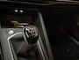 Volkswagen Golf 1.5 TSI Life Business Alcantara Sfeerverlichting Stoelverwarming Navigatie