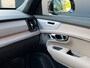 Volvo XC90 2.0 T8 Plug-in hybrid AWD Ultra Bright | Bowers&Wilkins | Luchtvering | Massage | 22 Inch | Trekhaak | Head-Up