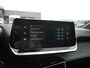Peugeot e-208 EV E-Style 50 kWh | Stoelverwarming | Keyless entry en start | Parkeersensoren | Climate control | 16 inch lichtmetalen velgen | Regensensor