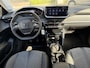 Peugeot 208 100 Pk Benzine * Sportieve Allure * KHG-71-Z * Navigatie & Spotify draadloos via Apple Carply / Android Auto op groot Touch Screen scherm * L.M. Velgen * Parkeersensoren * Climate & Cruise Control * Vingerhoets; Vierde Generatie Eersteklas Service. Al meer dan 100 jaar een begrip in de Brabantse Kempen.