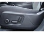 Volvo XC40 B4 197PK AUT7 Plus Dark | Harman/Kardon Premium Audio | Adaptive Cruise & Pilot Assist | Semi elektrische trekhaak | Verwarmbare voorstoelen | Verwarmbaar stuurwiel | Premium audio by Harman Kardon | 19" Velgen | Power Seats incl. Memory |