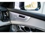 Volvo XC90 2.0 T8 Plug-in hybrid AWD Ultra Black Ed. Exec. Adaptieve Cruise Control | Elektr. schuif-\-kanteldak | 360 Camera | Luchtvering | Bowers & Wilkins Premium Audio | Extra getint glas | Gelamineerde ramen | Geventileerde voorstoelen | Stoelverwarming | Stoelmassage | Verwarmd stuurwiel | Google Services | Head-up display | Alcantara hemelbekleding | 22" Lichtmetalen velgen |