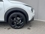 Nissan Juke 1.0 DIG-T Tekna Automaat / Dode Hoek Detectie / Stuur-, Stoel- en Voorruitverwarming / Apple Carplay&Android Auto / 360 Camera / Cold Pack / Adaptief Cruise Control /