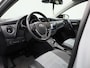Toyota Auris 1.8 Hybrid Comfort | Automaat | Panoramadak | Camera | Trekhaak | Climate Control |