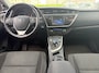 Toyota Auris Touring Sports 1.8 Hybrid Executive in automaat met panoramadak en parkeersensoren / camera en trekhaak