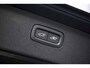 Volvo XC90 2.0 T8 Plug-in hybrid AWD Ultra Black Ed. Exec. | Gratis trekhaak | Adaptieve Cruise Control | Elektr. schuif-\-kanteldak | 360 Camera | Luchtvering | Bowers & Wilkins Premium Audio | Extra getint glas | Gelamineerde ramen | Geventileerde voorstoelen | Stoelverwarming | Stoelmassage | Verwarmd stuurwiel | Google Services | Head-up display | Alcantara hemelbekleding | 22" Lichtmetalen velgen |