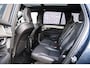 Volvo XC90 2.0 T8 Plug-in hybrid AWD Ultra Black Ed. Exec. Adaptieve Cruise Control | Elektr. schuif-\-kanteldak | 360 Camera | Luchtvering | Bowers & Wilkins Premium Audio | Extra getint glas | Gelamineerde ramen | Geventileerde voorstoelen | Stoelverwarming | Stoelmassage | Verwarmd stuurwiel | Google Services | Head-up display | Alcantara hemelbekleding | 22" Lichtmetalen velgen |