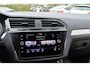Volkswagen Tiguan 1.5 TSI Life Business 150 pk DSG | Trekhaak | ACC | Camera