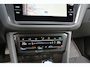Volkswagen Tiguan 1.5 TSI Life Business 150 pk DSG | Trekhaak | ACC | Camera
