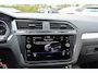 Volkswagen Tiguan 1.5 TSI Life Business 150 pk DSG | Trekhaak | ACC | Camera
