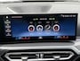 BMW 3-Serie Touring 330e xDrive M-Sport PHEV / Shadow Line / Wide Screen / 1500kg Trekgewicht / M-pakket / Panorama dak / Parkeerassistent-pakket / 19" breedset LM wielen / Elektrische achterklep / Elektrische Stoelen / HUD /  Apple Carplay/Android / Stoel Verwarming /
