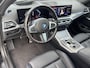 BMW 3-Serie Touring 330e xDrive M-Sport PHEV / Shadow Line / Wide Screen / 1500kg Trekgewicht / M-pakket / Panorama dak / Parkeerassistent-pakket / 19" breedset LM wielen / Elektrische achterklep / Elektrische Stoelen / HUD /  Apple Carplay/Android / Stoel Verwarming /