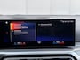 BMW 3-Serie Touring 330e xDrive M-Sport PHEV / Shadow Line / Wide Screen / 1500kg Trekgewicht / M-pakket / Panorama dak / Parkeerassistent-pakket / 19" breedset LM wielen / Elektrische achterklep / Elektrische Stoelen / HUD /  Apple Carplay/Android / Stoel Verwarming /
