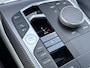 BMW 3-Serie Touring 330e xDrive M-Sport PHEV / Shadow Line / Wide Screen / 1500kg Trekgewicht / M-pakket / Panorama dak / Parkeerassistent-pakket / 19" breedset LM wielen / Elektrische achterklep / Elektrische Stoelen / HUD /  Apple Carplay/Android / Stoel Verwarming /