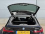 BMW 3-Serie Touring 330e xDrive M-Sport PHEV / Shadow Line / Wide Screen / 1500kg Trekgewicht / M-pakket / Panorama dak / Parkeerassistent-pakket / 19" breedset LM wielen / Elektrische achterklep / Elektrische Stoelen / HUD /  Apple Carplay/Android / Stoel Verwarming /