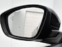 Peugeot 2008 1.2 Hybrid Allure 145pk Automaat | Navigatie | Camera | Parkeersensoren | LED | Lichtmetalen velgen | Climate control | Adaptive cruise control |