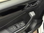 Volkswagen T-Roc 1.0 TSI R-Line Business / Navigatie full map / Cruise control / Climate control / Lederen interieur/ etc..