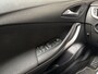 Opel Astra Sports Tourer 1.4 Sport 146Pk Automaat (APPLE CARPLAY, NAVIGATIE, CAMERA, CLIMATE, GETINT GLAS, SPORTSTOELEN, PARKEERSENSOREN, LM VELGEN, NIEUWE APK, NIEUWSTAAT)