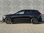 Volvo XC60 2.0 T8 Plug-in hybrid AWD Plus Black Edition | Adaptieve Cruise Control | Panoramadak | Harman Kardon Audio | Stoel-/Stuur-/Voorruitverwarming | Dodehoek Detectie | 360° Parkeercamera |