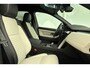Land Rover Discovery Sport P270e Business Landmark Edition | Panoramadak | Trekhaak | Cold Climate Pack Santorini Black / Light Oyster